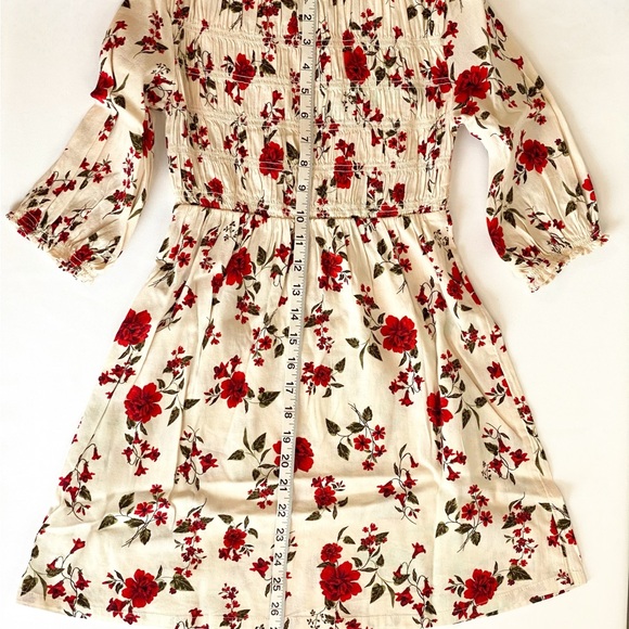 Old Navy Smocked Floral Dress Size 8 Long Sleeve Red Print - Picture 9 of 9